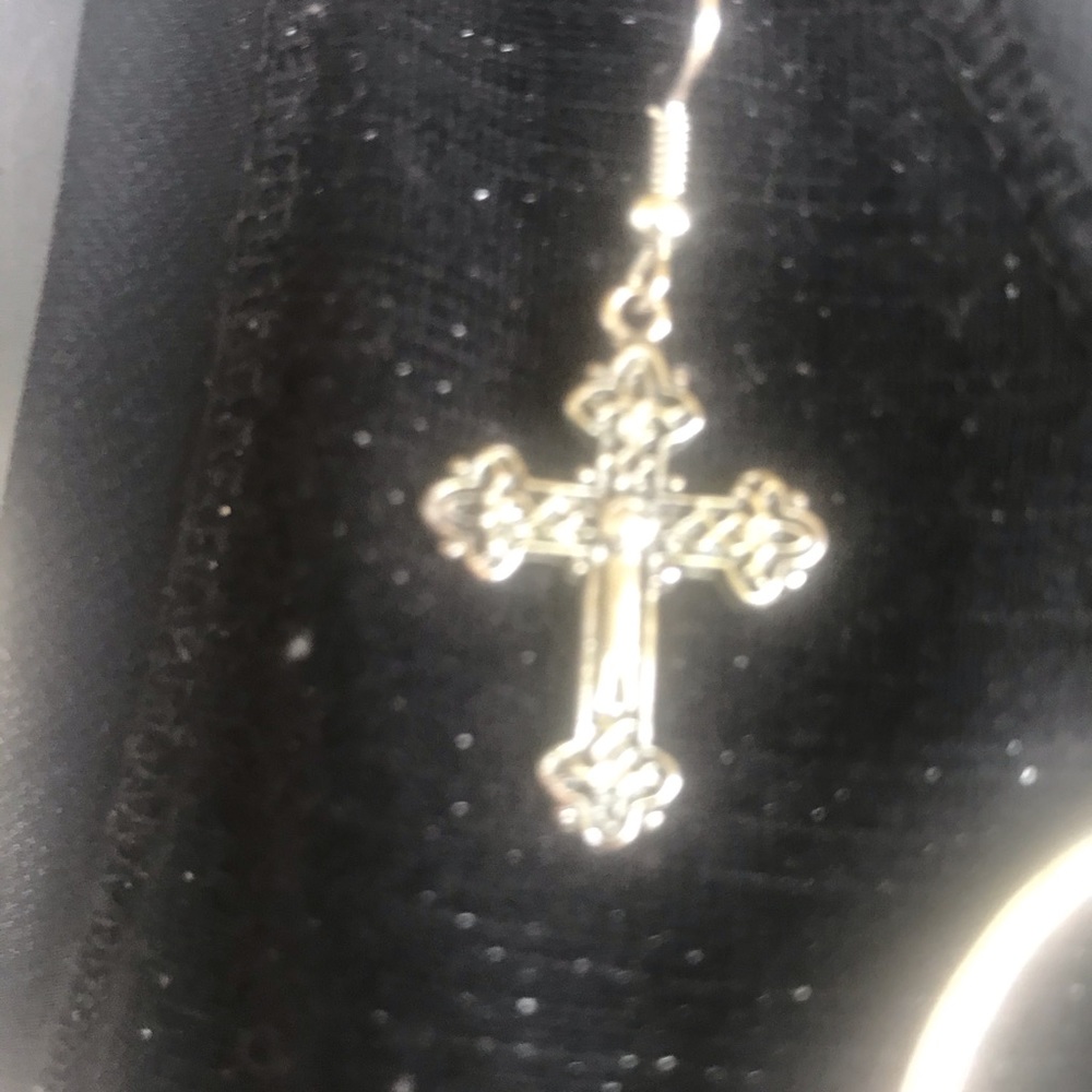 Jewerly Set - Picture 3 of 4